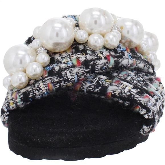 Pearl and Tweed Sandals - Picture 3 of 3